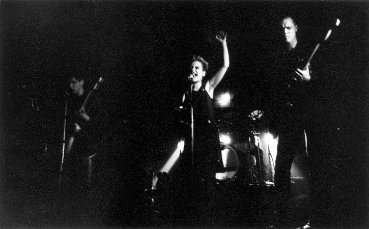 0105Happy Straps live 16.11.85 Freienwalde 03