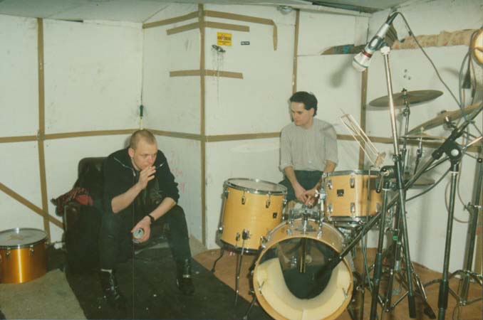 0149Happy Straps Anfang 1987 im Proberaum Leeberstr 07